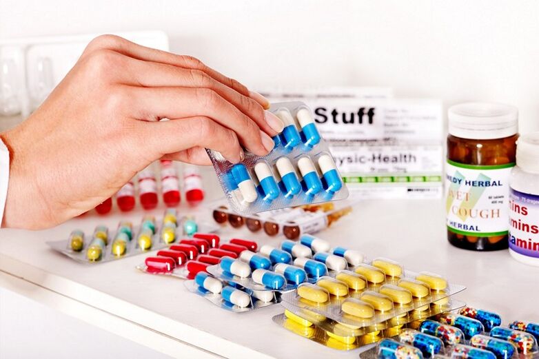 Un medic ar trebui să prescrie medicamente pentru tratamentul prostatitei